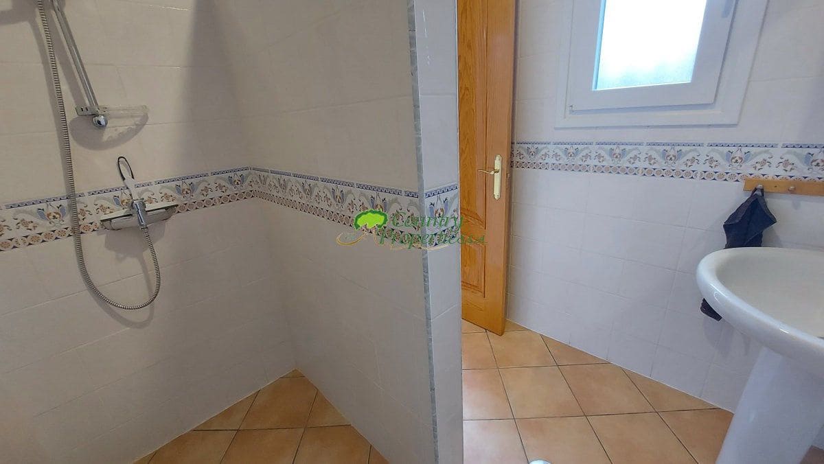 3 sovrum Finca/Hus på landet till salu i Benajarafe - 449 000 € (Ref: 9666126)