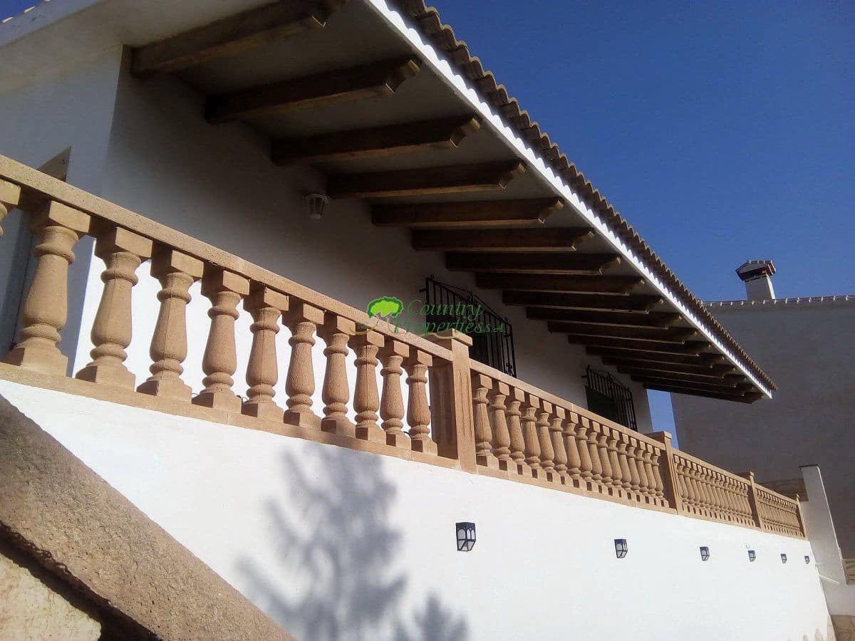 3 sovrum Finca/Hus på landet till salu i Benajarafe - 449 000 € (Ref: 9666126)