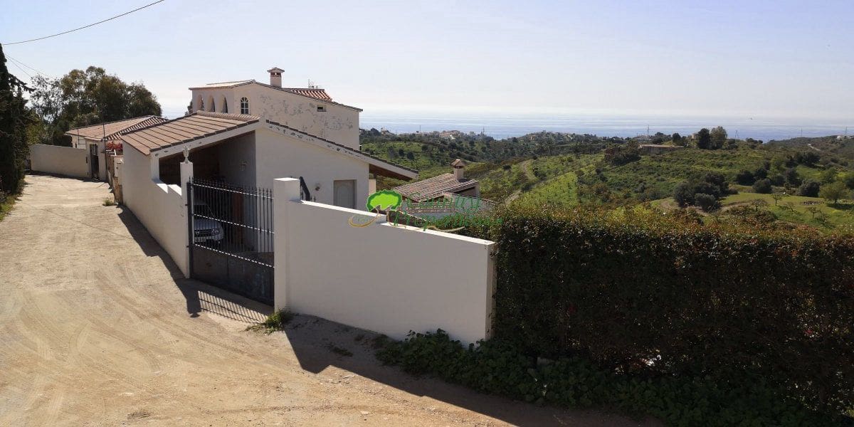 3 sovrum Finca/Hus på landet till salu i Benajarafe - 449 000 € (Ref: 9666126)