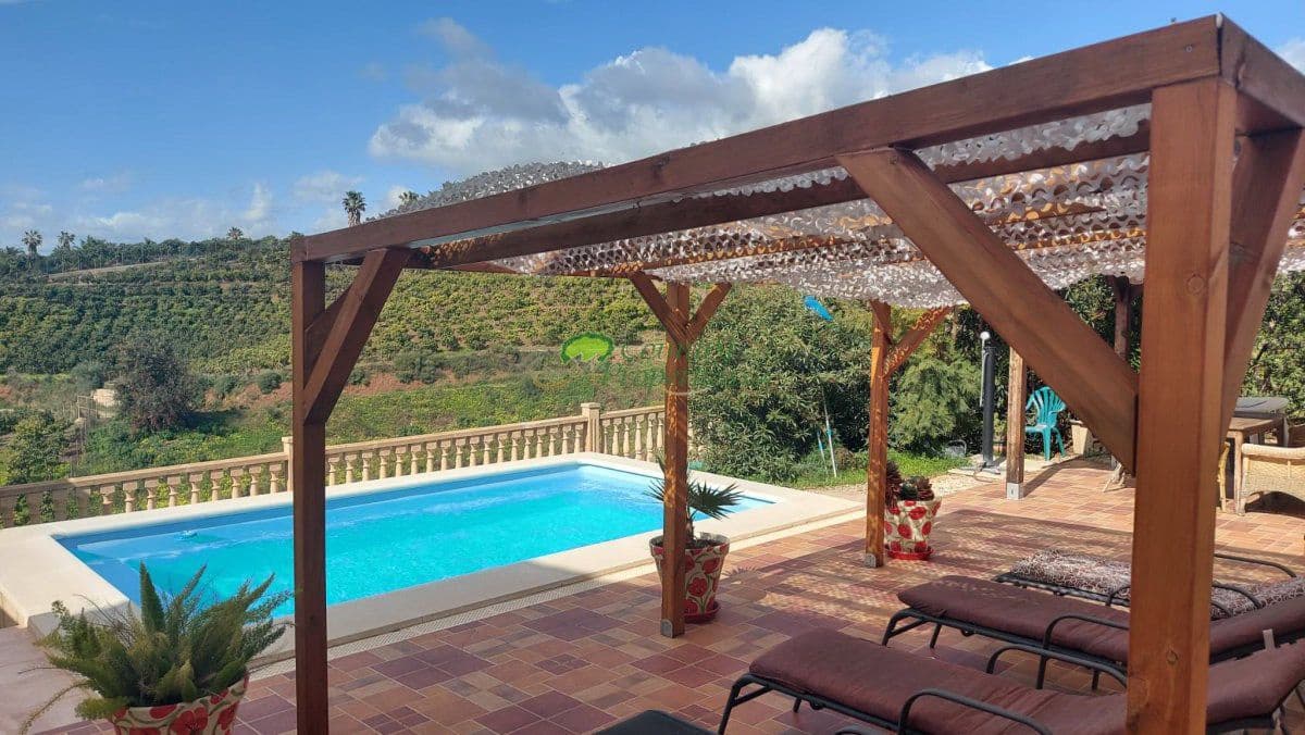 3 sovrum Finca/Hus på landet till salu i Benajarafe - 449 000 € (Ref: 9666126)