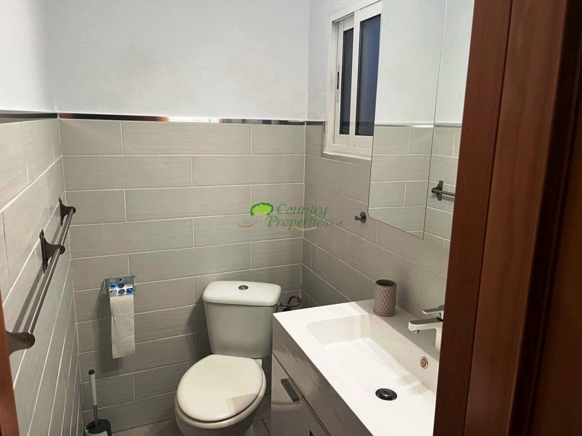 Finca/Casa Rural de 3 habitaciones en Algarrobo en alquiler - 1.500 € (Ref: 9676984)