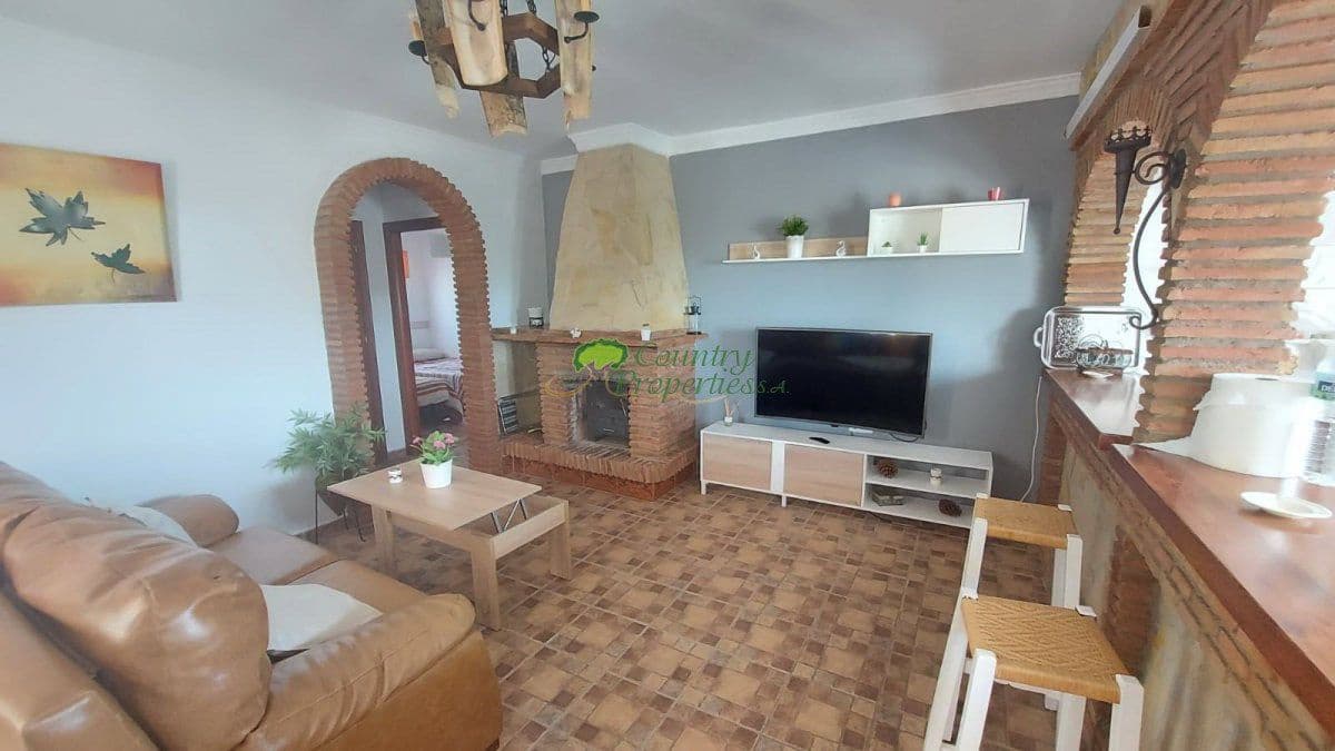 Finca/Casa Rural de 3 habitaciones en Algarrobo en alquiler con piscina garaje - 1.500 € (Ref: 9676984)