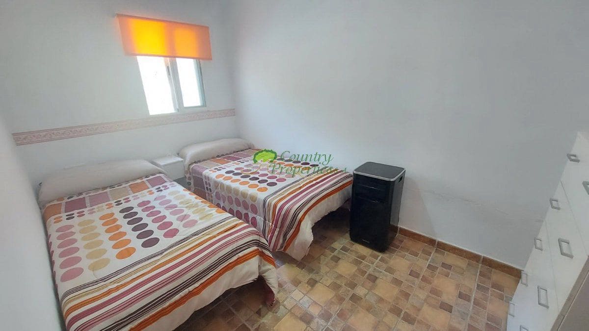 Finca/Casa Rural de 3 habitaciones en Algarrobo en alquiler con piscina garaje - 1.500 € (Ref: 9676984)