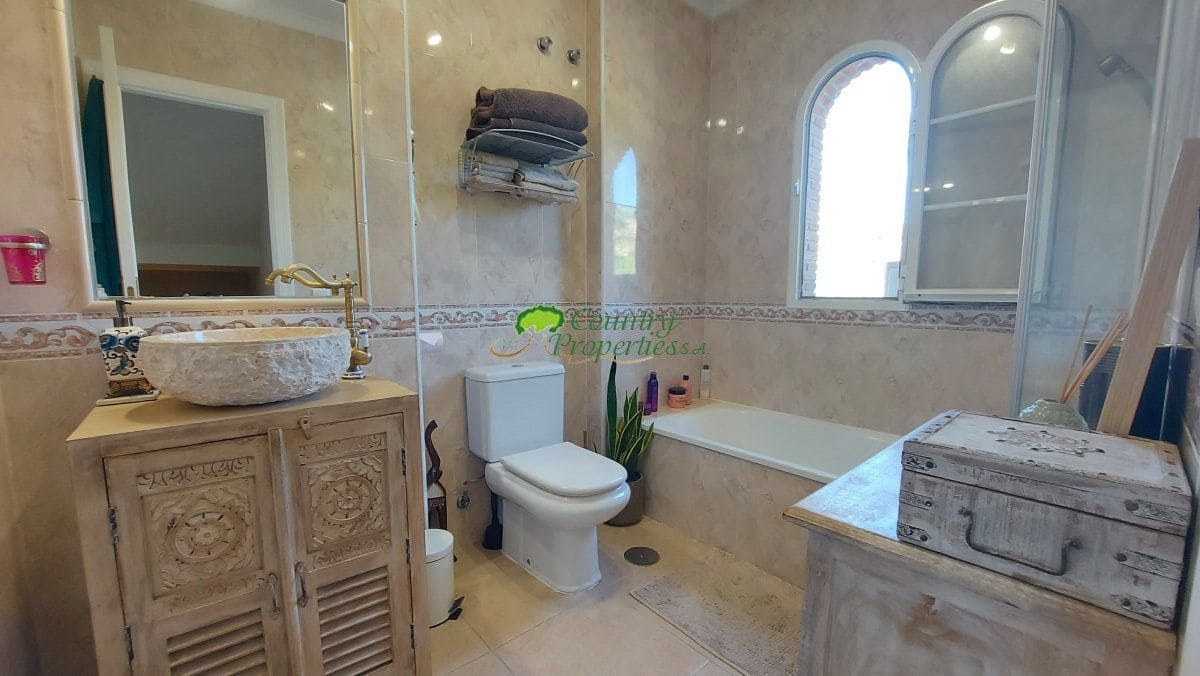 3 camera da letto Casa in vendita in Torrox con garage - 269.000 € (Rif: 9690288)