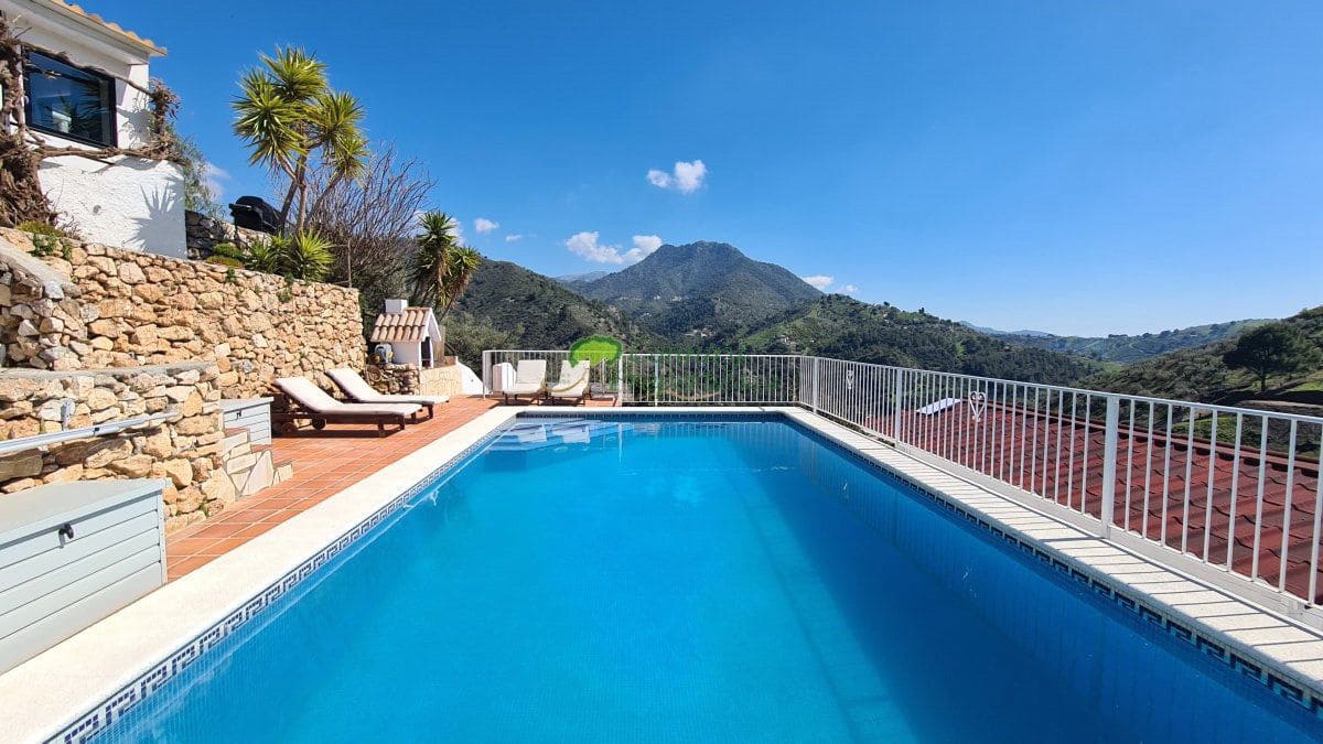 3 camera da letto Finca/Casa di Campagna in vendita in Competa - 485.000 € (Rif: 9711156)