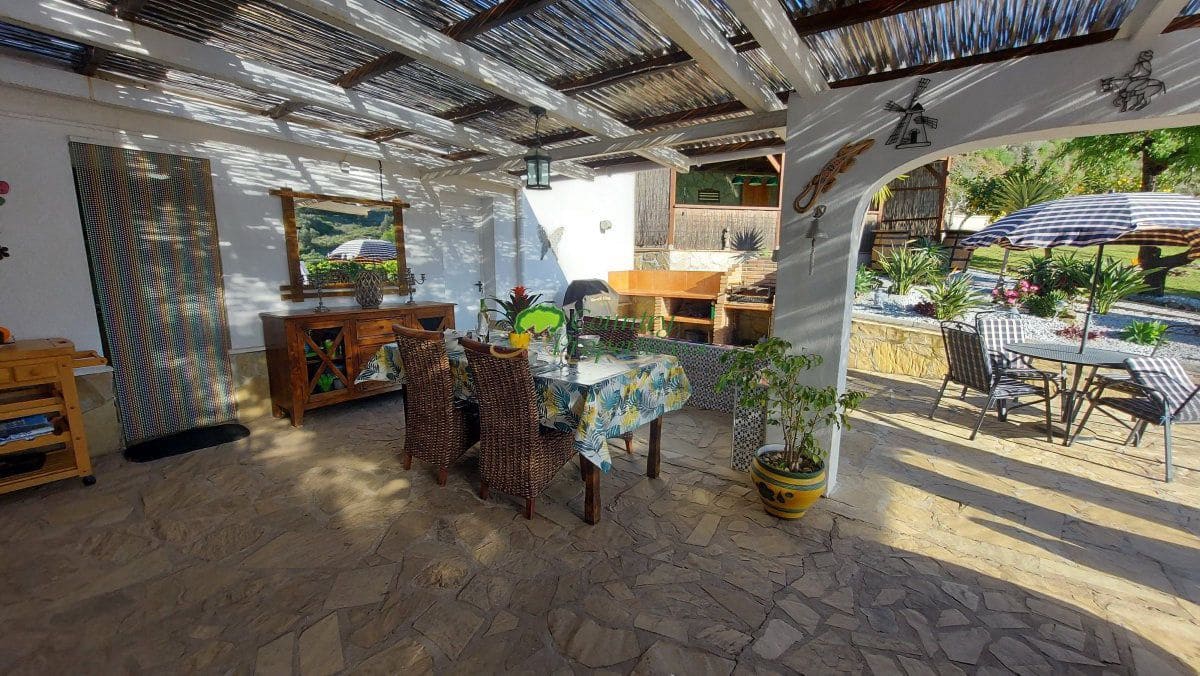 3 chambre Finca/Maison de Campagne à vendre à Torrox - 545 000 € (Ref: 9714598)