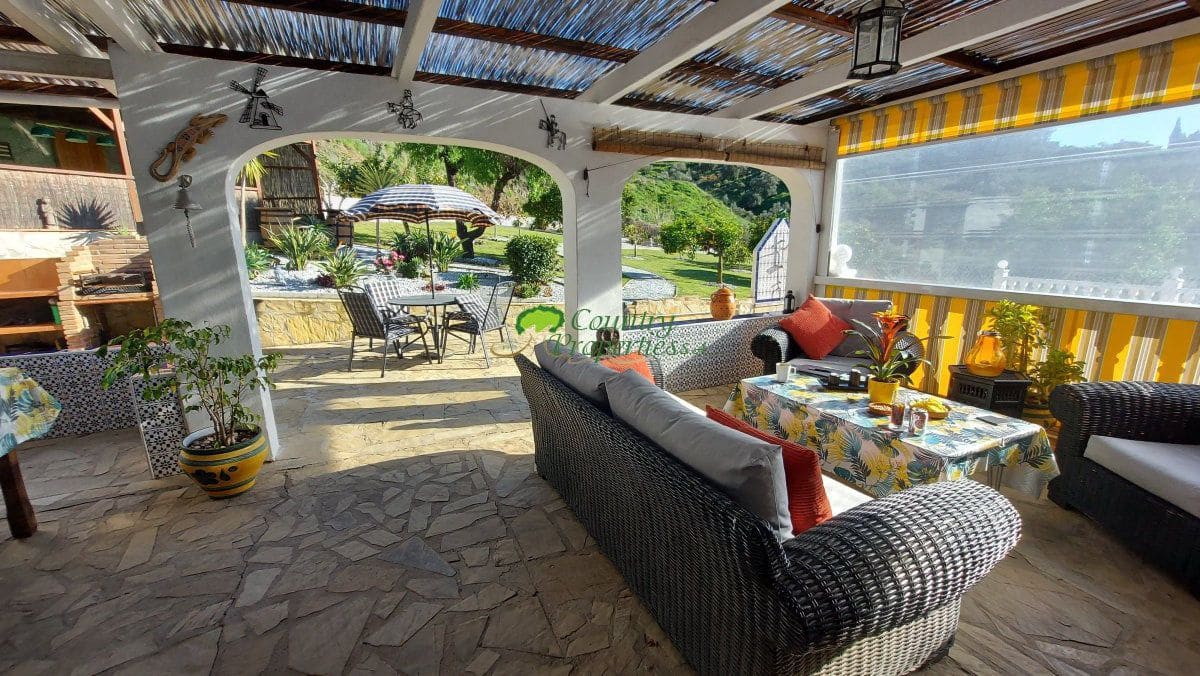 3 chambre Finca/Maison de Campagne à vendre à Torrox - 545 000 € (Ref: 9714598)