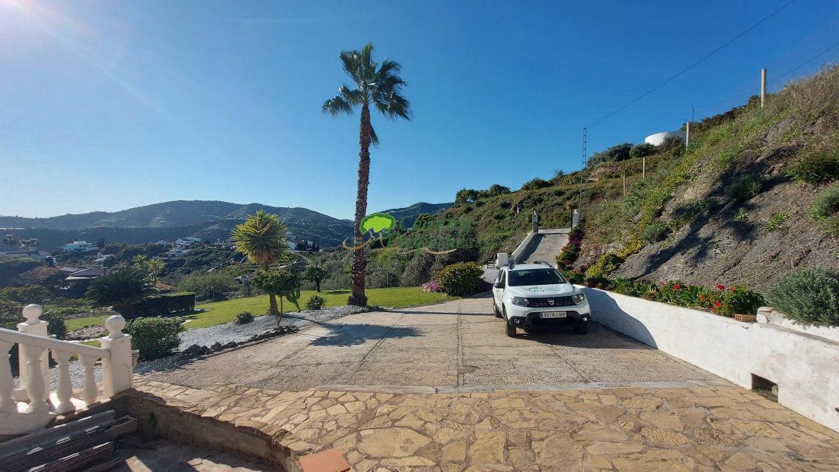 3 chambre Finca/Maison de Campagne à vendre à Torrox - 545 000 € (Ref: 9714598)