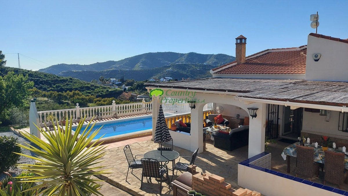 3 chambre Finca/Maison de Campagne à vendre à Torrox - 545 000 € (Ref: 9714598)