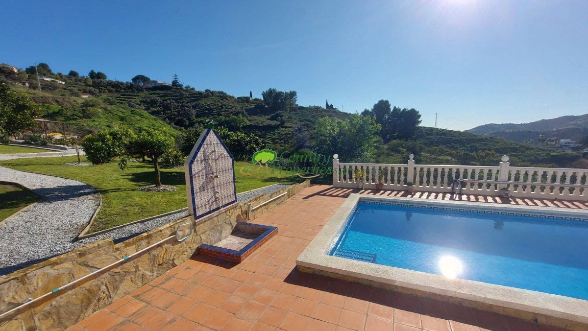 3 chambre Finca/Maison de Campagne à vendre à Torrox - 545 000 € (Ref: 9714598)