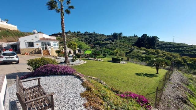 3 slaapkamer Finca/Landhuis te koop in Torrox - € 545.000 (Ref: 9714598)