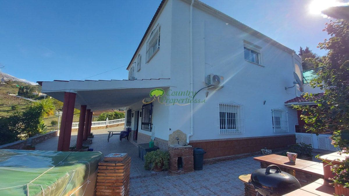 3 camera da letto Finca/Casa di Campagna in vendita in Canillas de Aceituno con garage - 295.000 € (Rif: 9726434)