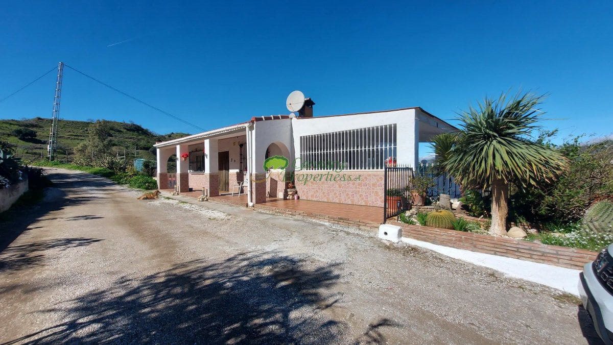 3 camera da letto Finca/Casa di Campagna in vendita in Canillas de Aceituno con garage - 295.000 € (Rif: 9726434)