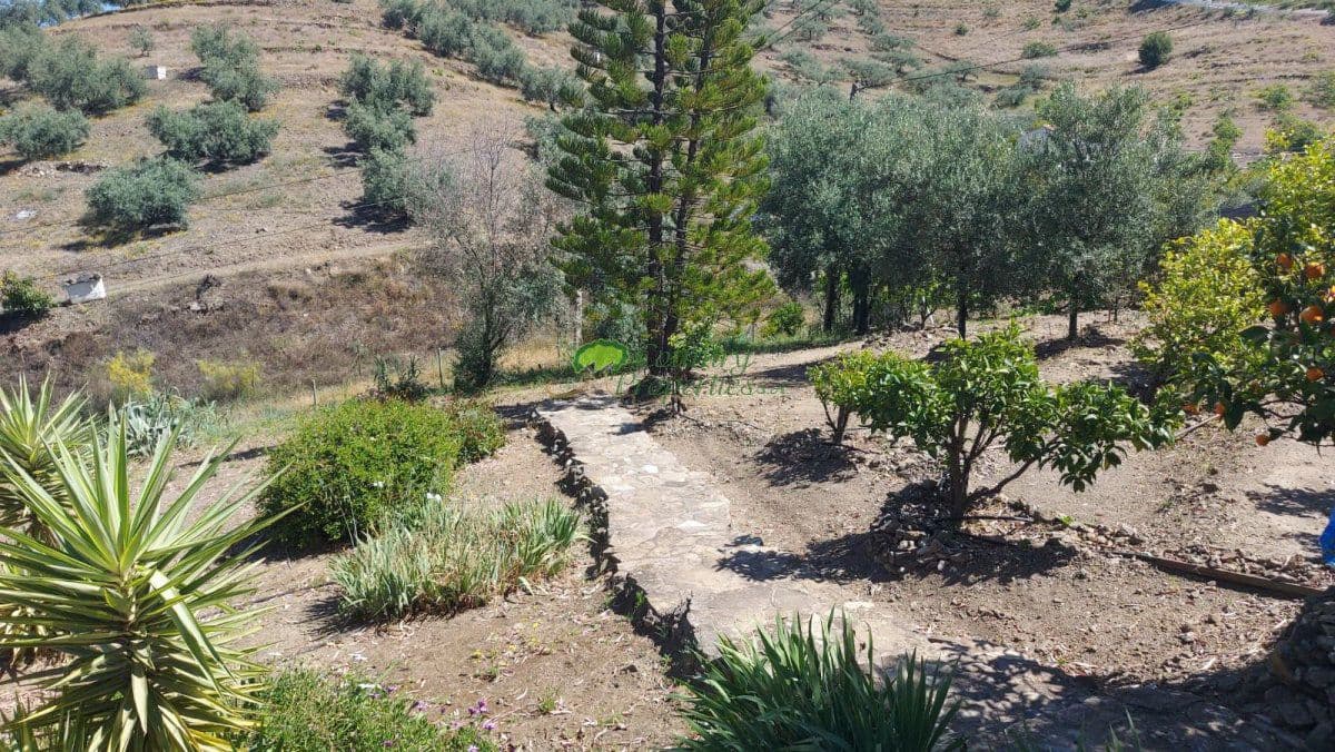 3 soverom Finca/Herregård til salgs i Canillas de Aceituno med garasje - € 279 000 (Ref: 9726434)