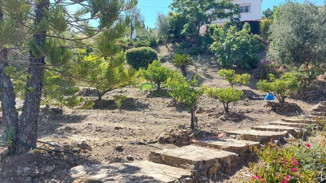 3 soverom Finca/Herregård til salgs i Canillas de Aceituno med garasje - € 295 000 (Ref: 9726434)