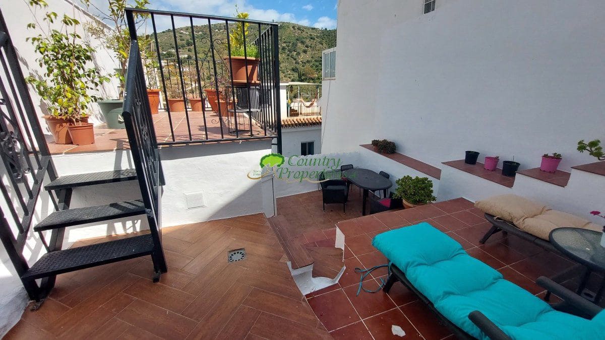 2 soverom Hus til salgs i Torrox - € 210 000 (Ref: 9738034)