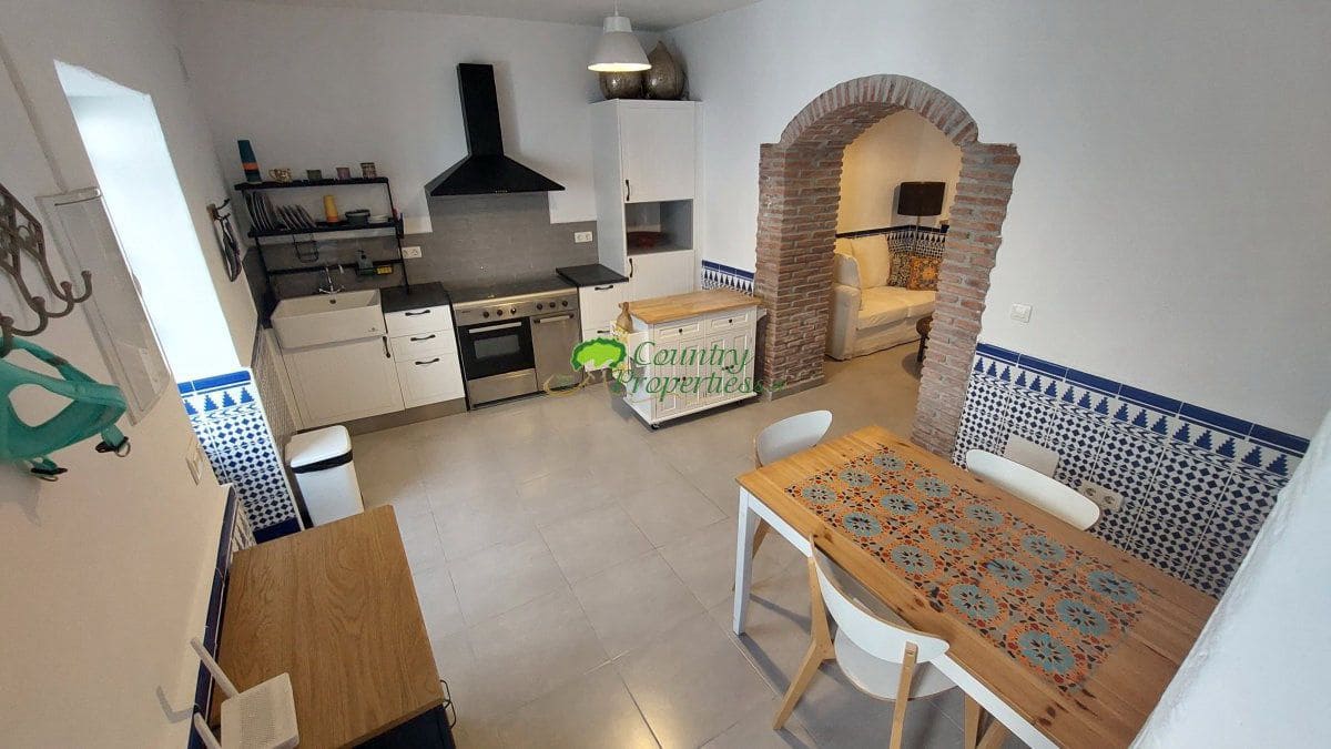 2 soverom Hus til salgs i Torrox - € 210 000 (Ref: 9738034)