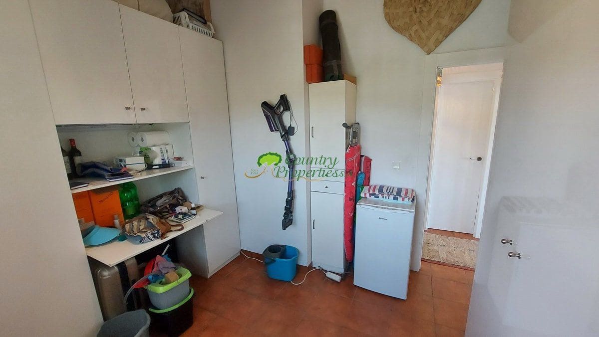 4 bedroom Finca/Country House for sale in Torrox with garage - € 599,000 (Ref: 9763531)