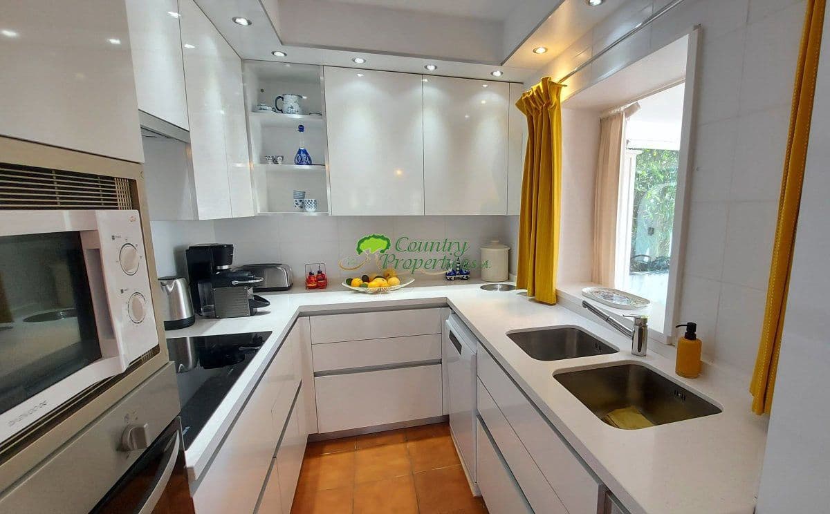 4 bedroom Finca/Country House for sale in Torrox with garage - € 599,000 (Ref: 9763531)