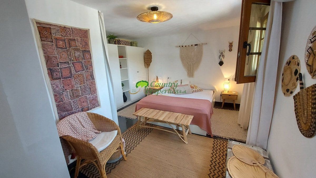 4 bedroom Finca/Country House for sale in Torrox with garage - € 599,000 (Ref: 9763531)