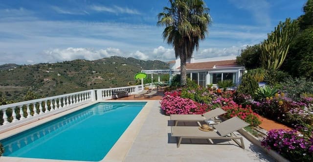 4 soverom Finca/Herregård til salgs i Torrox med garasje - € 599 000 (Ref: 9763531)