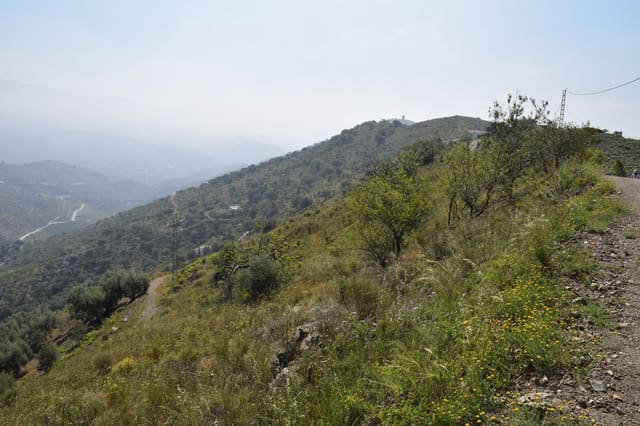 Ubebygd land til salgs i Viñuela - € 25 000 (Ref: 9777740)