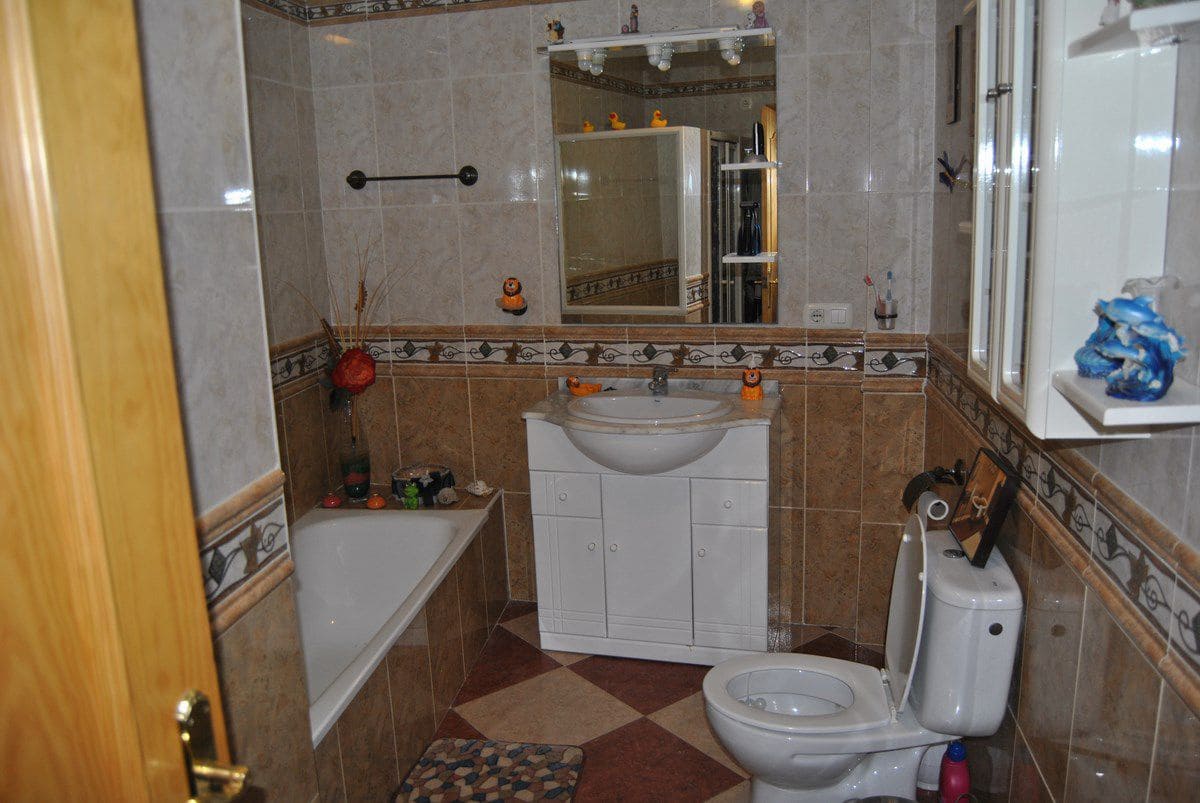 4 bedroom Townhouse for sale in Competa with garage - € 342,000 (Ref: 9777741)