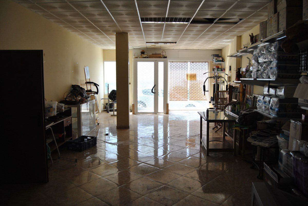 4 bedroom Townhouse for sale in Competa with garage - € 342,000 (Ref: 9777741)