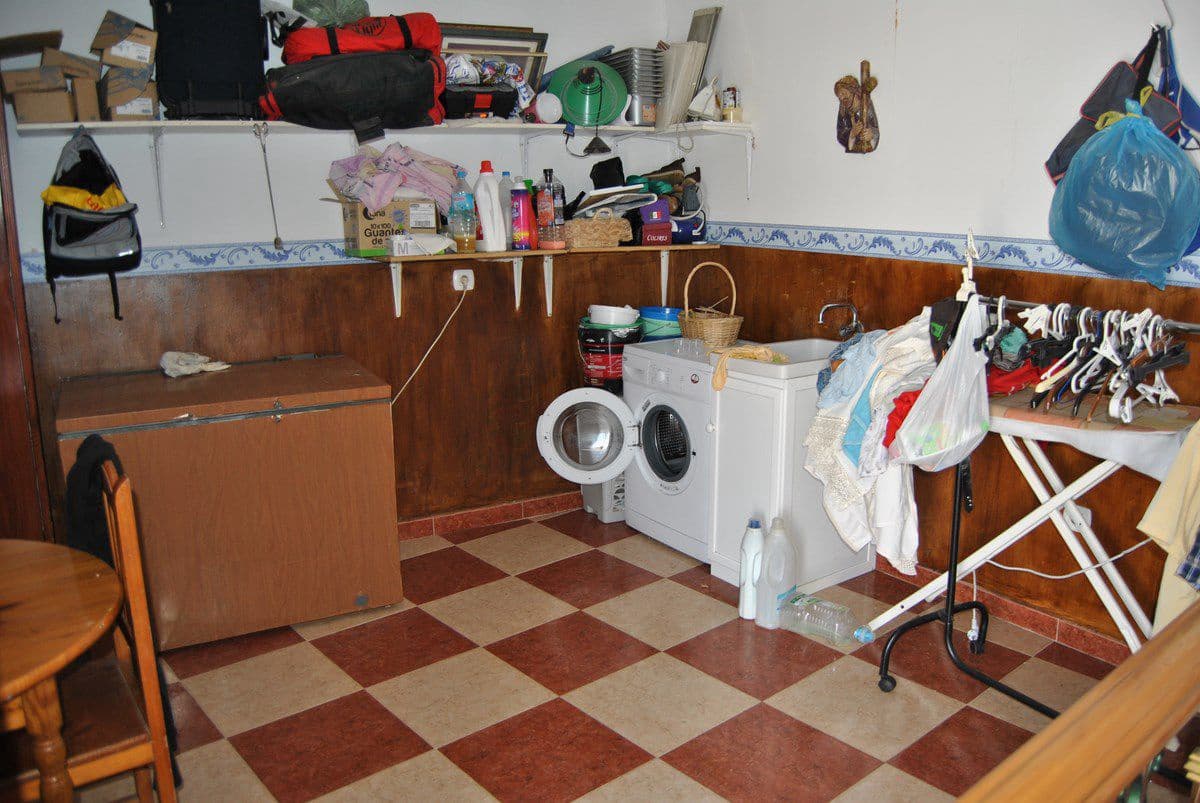 4 bedroom Townhouse for sale in Competa with garage - € 342,000 (Ref: 9777741)