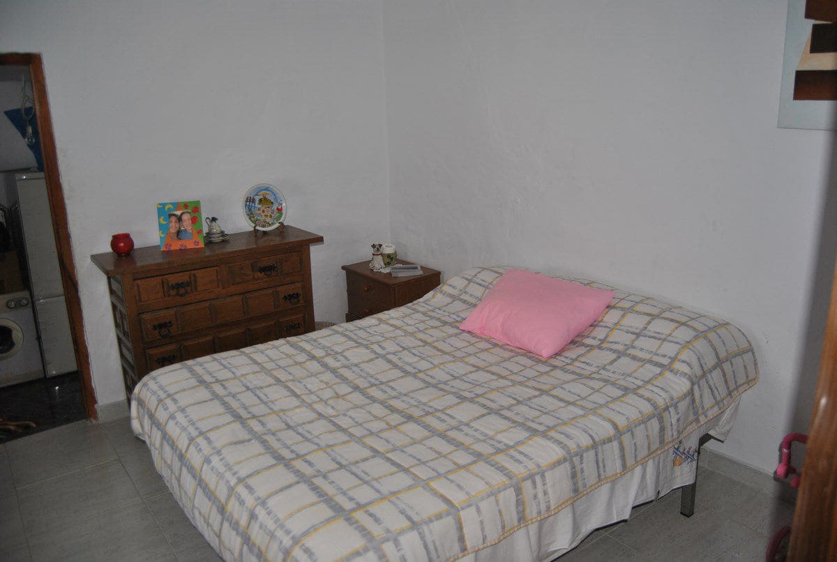 4 soverom Hus til salgs i Competa med garasje - € 148 500 (Ref: 9777742)