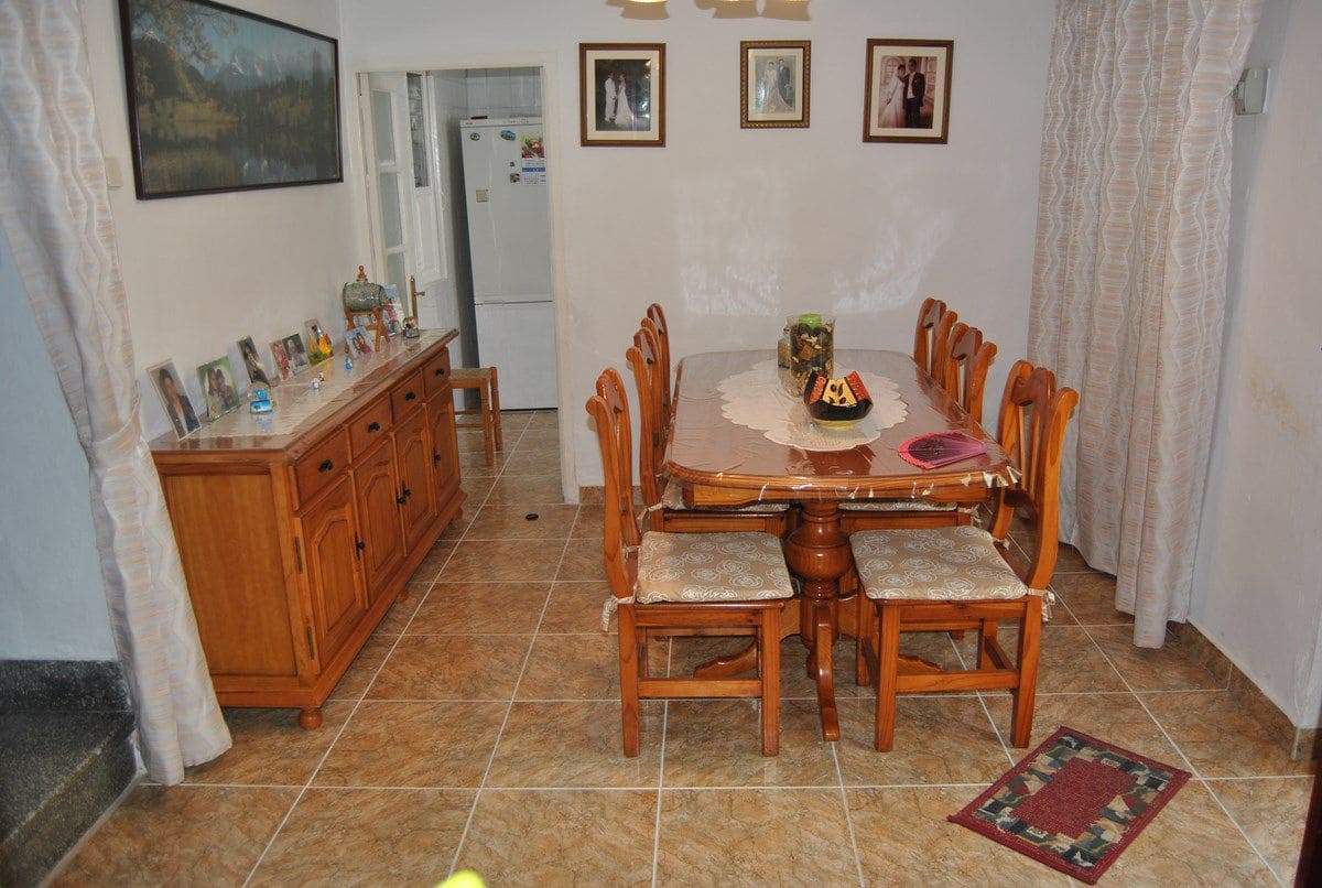 4 soverom Hus til salgs i Competa med garasje - € 148 500 (Ref: 9777742)