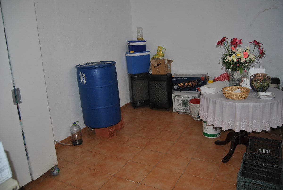 4 soverom Hus til salgs i Competa med garasje - € 148 500 (Ref: 9777742)