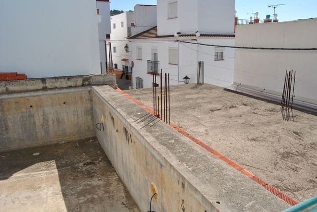 Garagem para venda em Cómpeta - 67 000 € (Ref: 9777744)