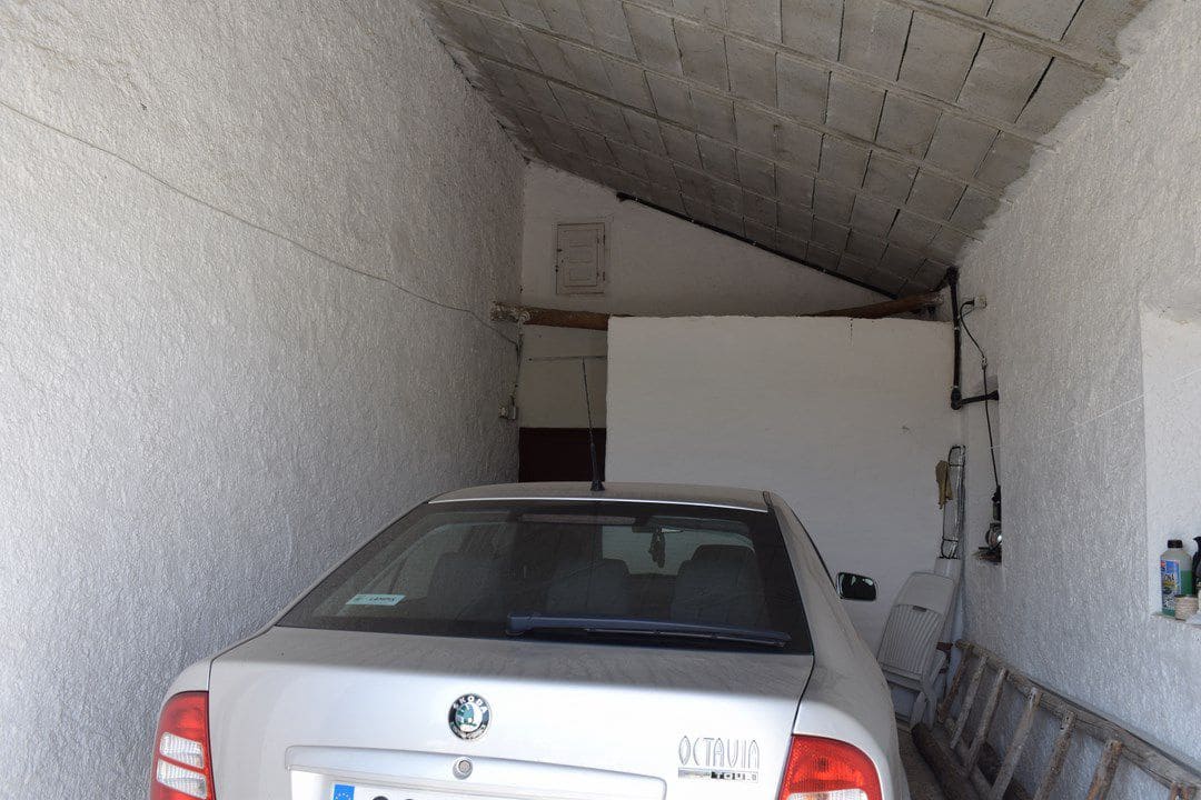 4 bedroom Finca/Country House for sale in Alhama de Granada - € 369,000 (Ref: 9777745)