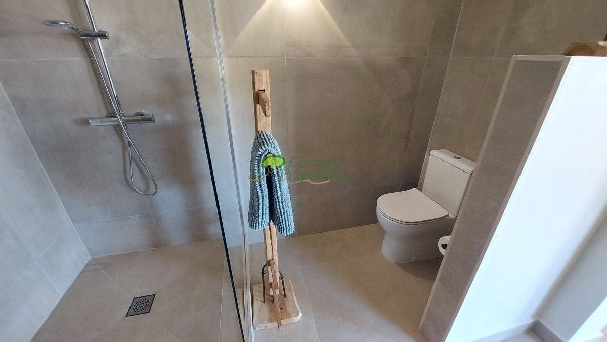 7 sypialnia Biznes na sprzedaż w Competa - 1 285 000 € (Ref: 9777747)