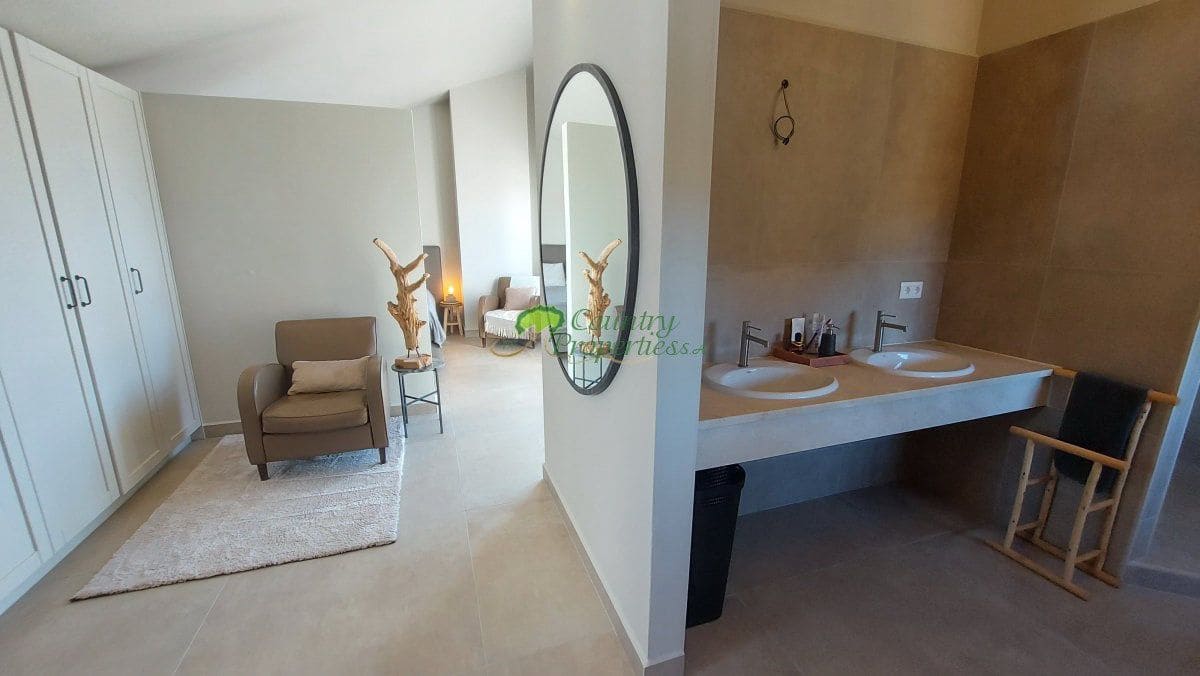 7 sypialnia Biznes na sprzedaż w Competa - 1 285 000 € (Ref: 9777747)