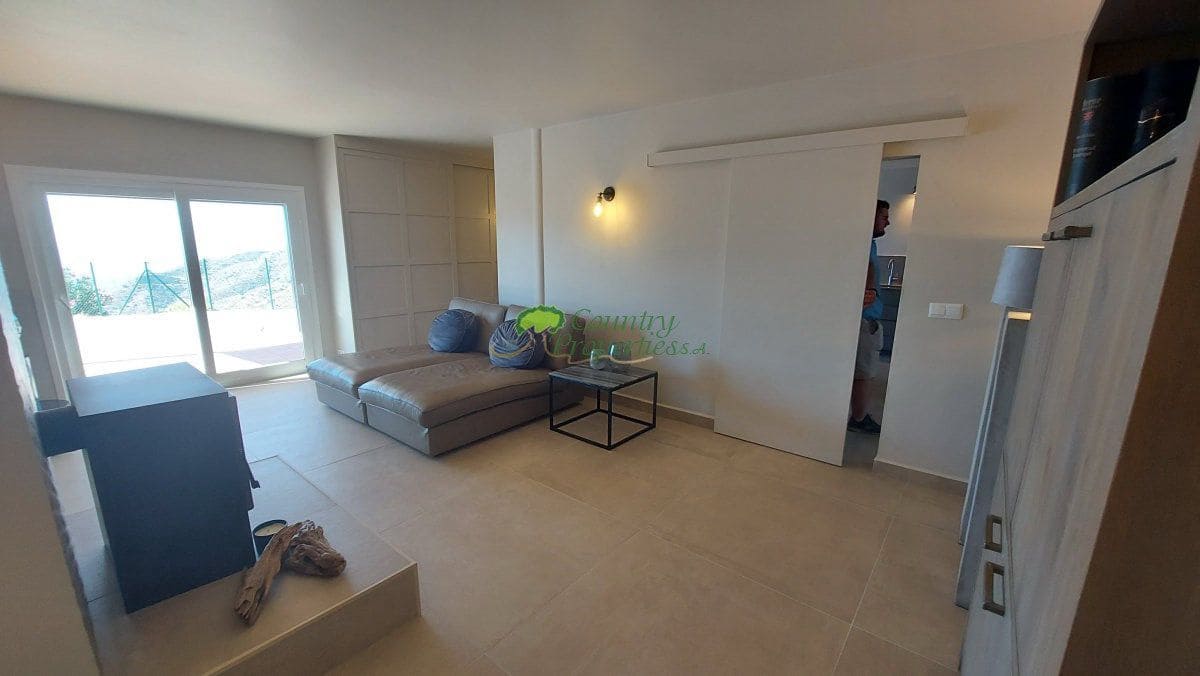 7 sypialnia Biznes na sprzedaż w Competa - 1 285 000 € (Ref: 9777747)