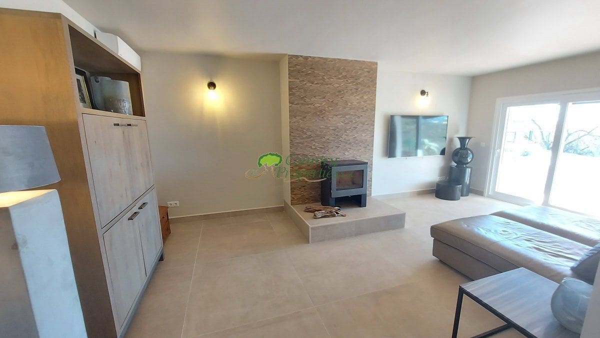 7 sypialnia Biznes na sprzedaż w Competa - 1 285 000 € (Ref: 9777747)