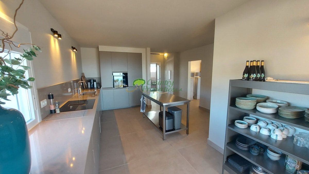 7 sypialnia Biznes na sprzedaż w Competa - 1 285 000 € (Ref: 9777747)