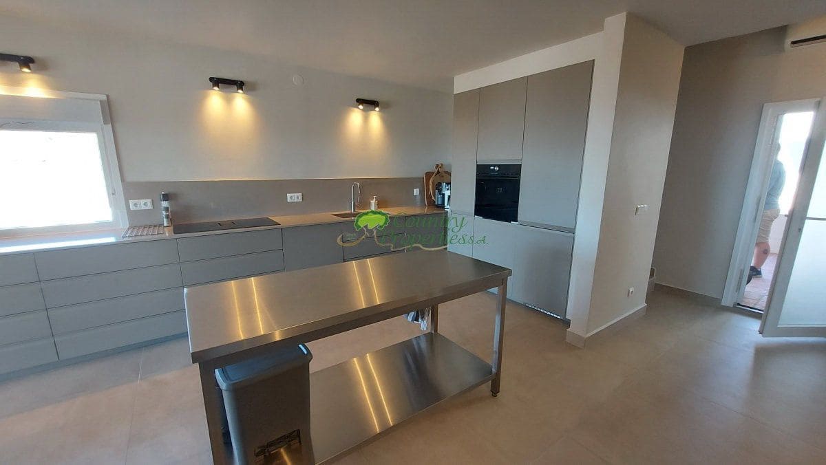 7 sypialnia Biznes na sprzedaż w Competa - 1 285 000 € (Ref: 9777747)