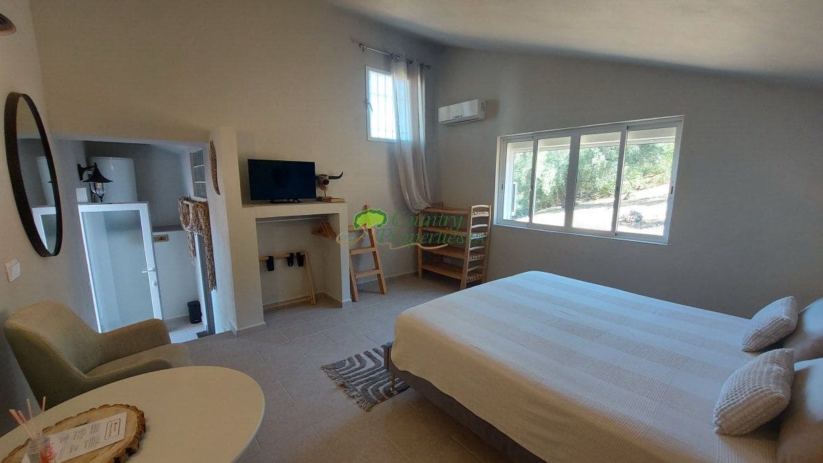 7 sypialnia Biznes na sprzedaż w Competa - 1 285 000 € (Ref: 9777747)