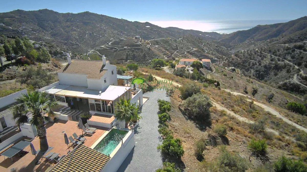 7 sypialnia Biznes na sprzedaż w Competa - 1 285 000 € (Ref: 9777747)