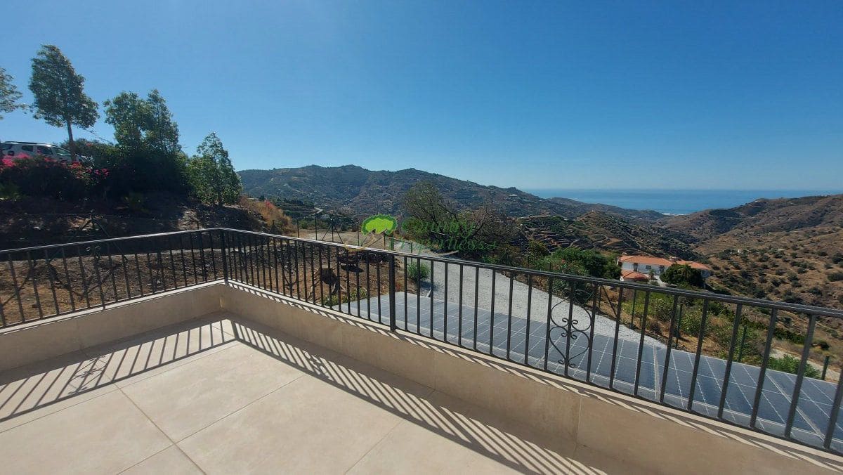 7 sypialnia Biznes na sprzedaż w Competa - 1 285 000 € (Ref: 9777747)