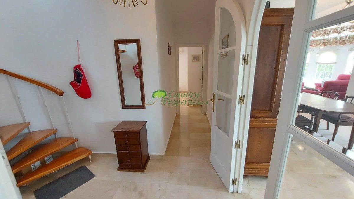 4 soveværelse Finca/Landehus til salg i Arenas med garage - € 579.000 (Ref: 9783077)