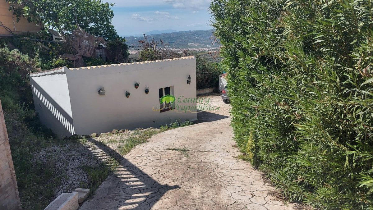 4 soveværelse Finca/Landehus til salg i Arenas med garage - € 579.000 (Ref: 9783077)