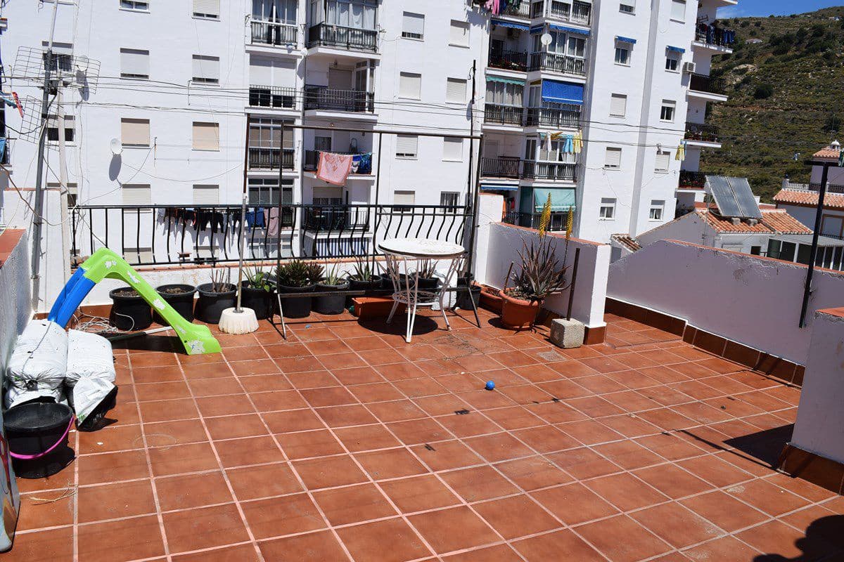 3 bedroom Townhouse for sale in Torrox with garage - € 212,000 (Ref: 9804073)