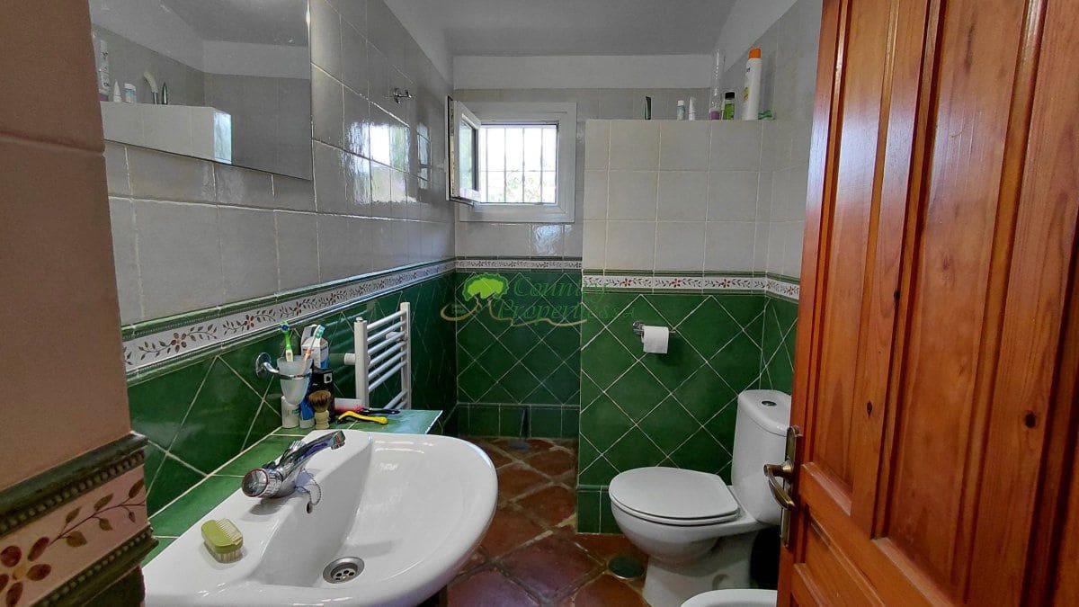 3 bedroom Finca/Country House for sale in Competa - € 435,000 (Ref: 9838966)