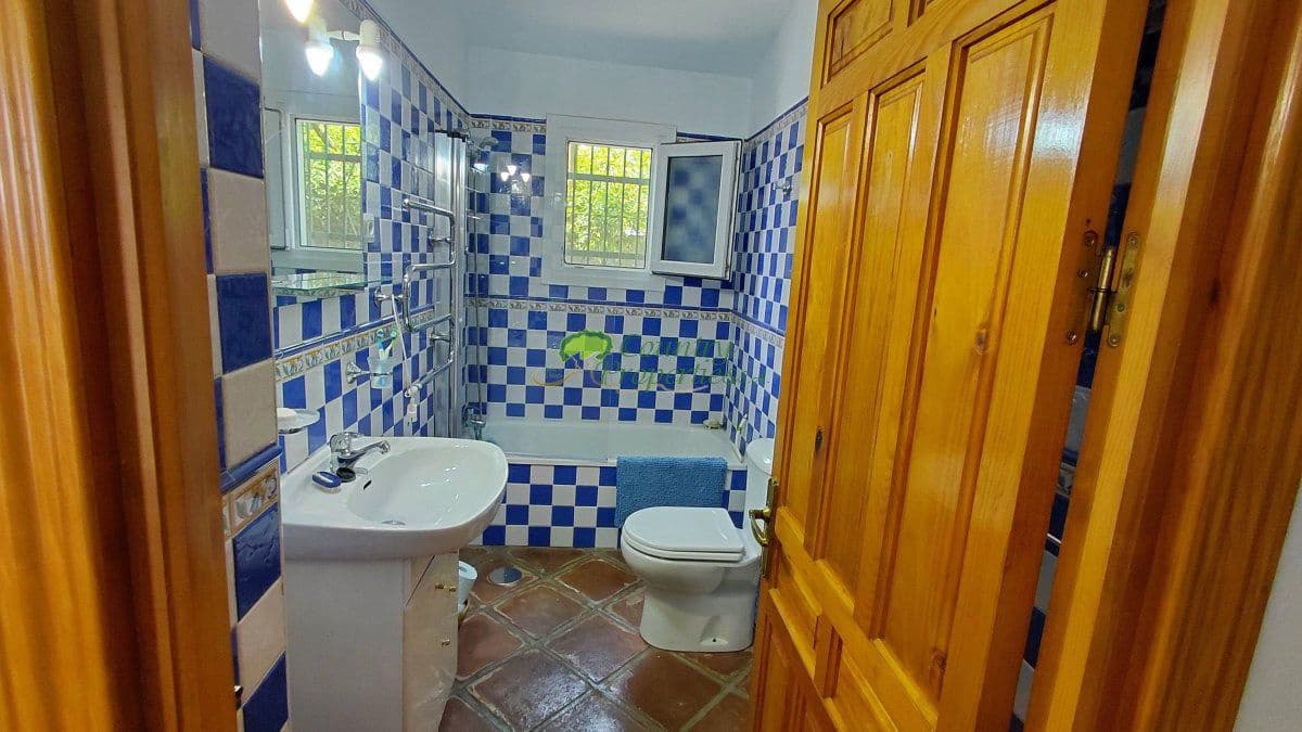 3 bedroom Finca/Country House for sale in Competa - € 435,000 (Ref: 9838966)