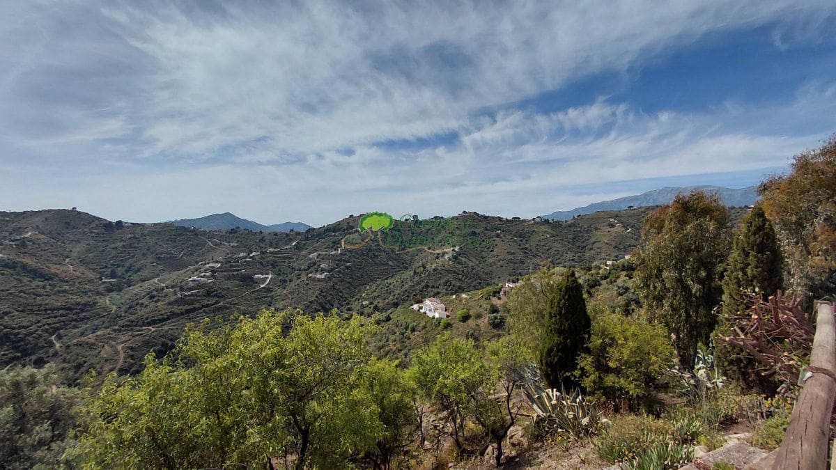 3 bedroom Finca/Country House for sale in Competa - € 435,000 (Ref: 9838966)