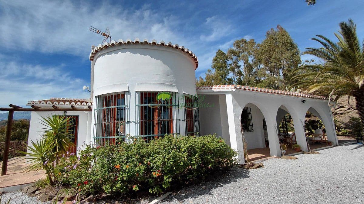 3 bedroom Finca/Country House for sale in Competa - € 435,000 (Ref: 9838966)